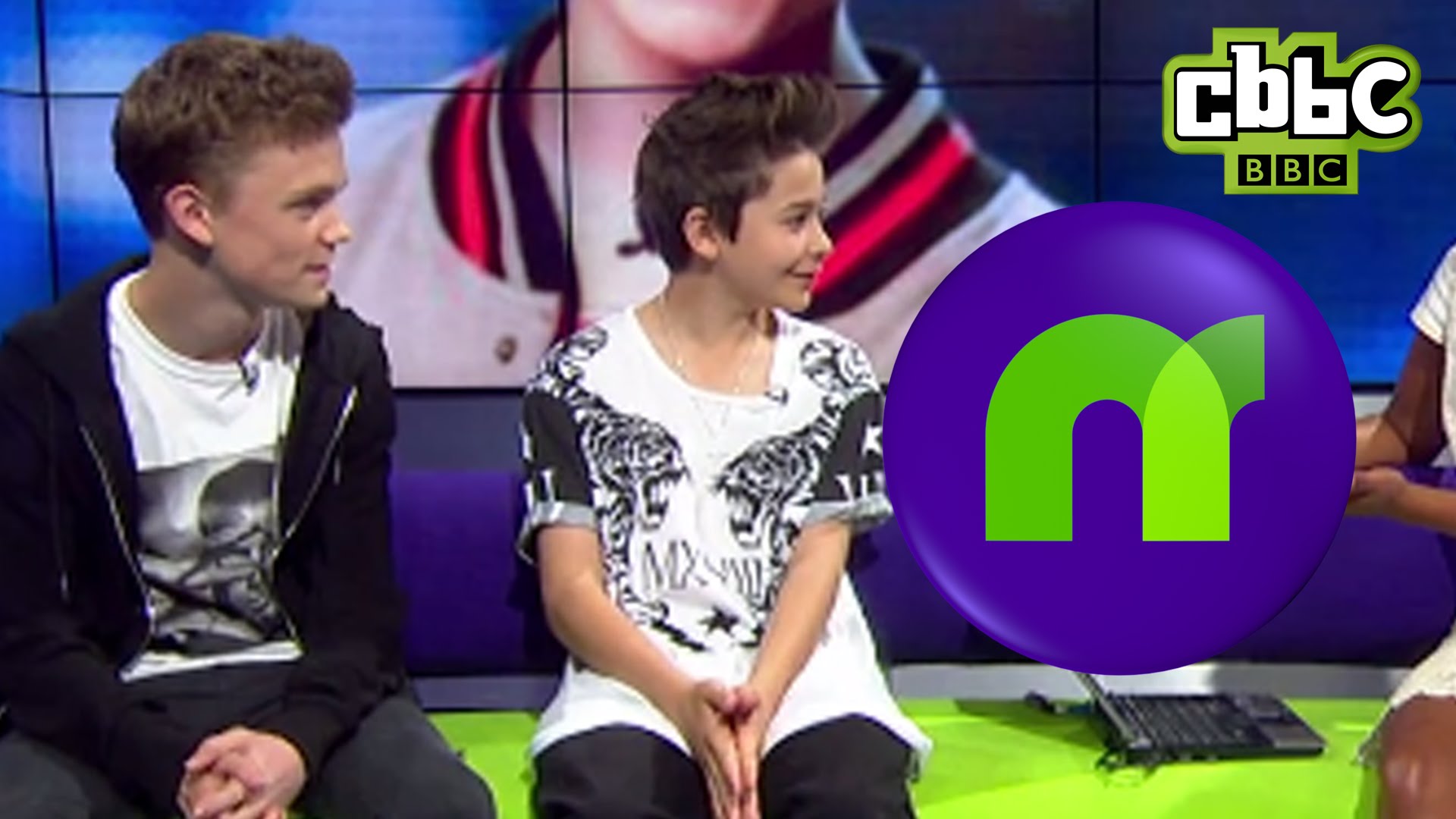 Bars and Melody Songwriting tips on CBBC Newsround