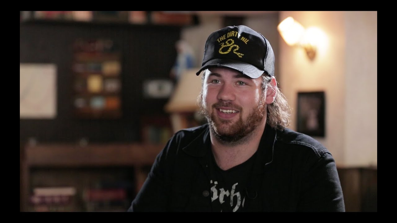 “All I want is honesty”—Beartooth’s Caleb Shomo talks songwriting