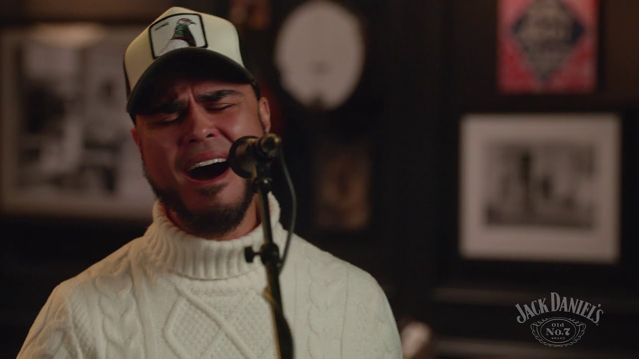 Shy Carter – Hard (American Songwriter) (Official Live Performance)