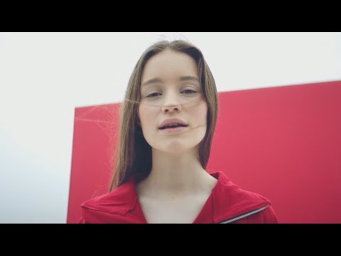 Music show: Norwegian singer-songwriter Sigrid rewrites rules of pop stardom