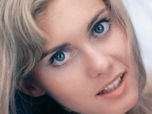 29 Beautiful Pictures Of Olivia Newton -John 2022 – 2023 (Singer, Songwriter, Actress)